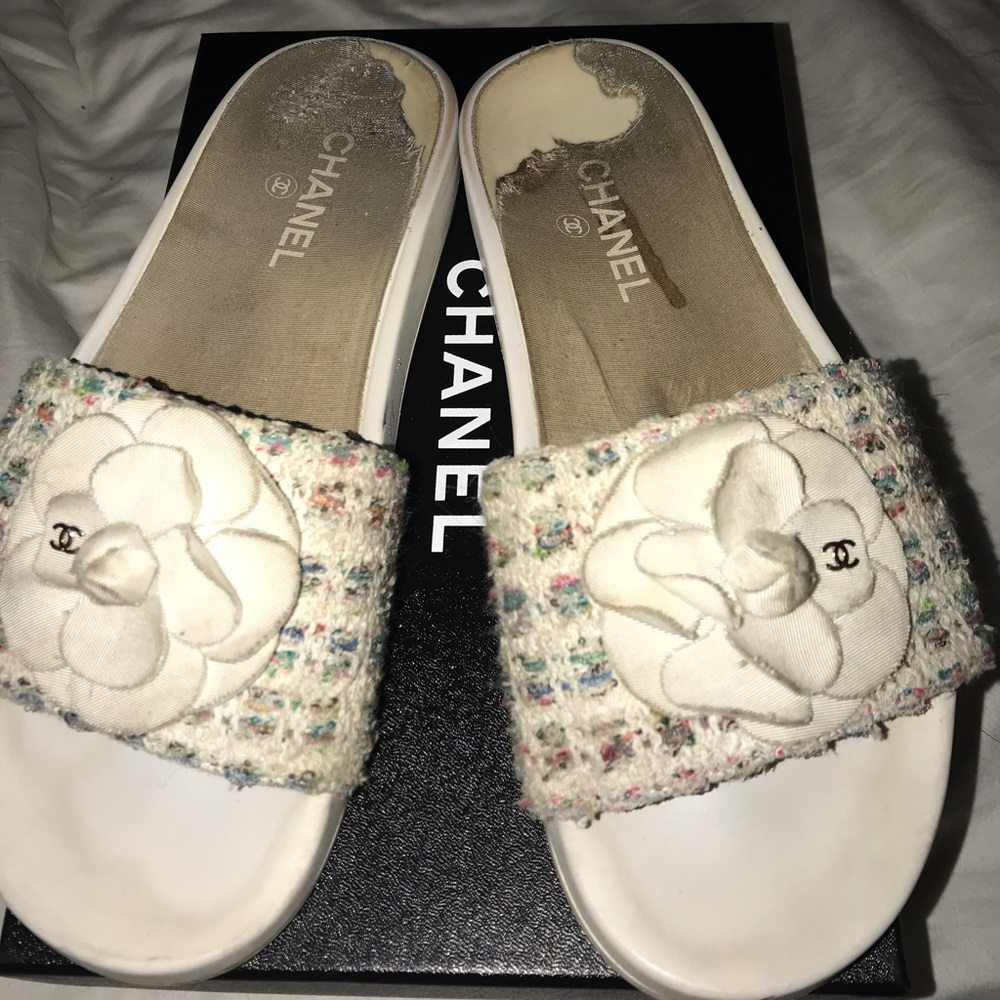 Chanel flip flops